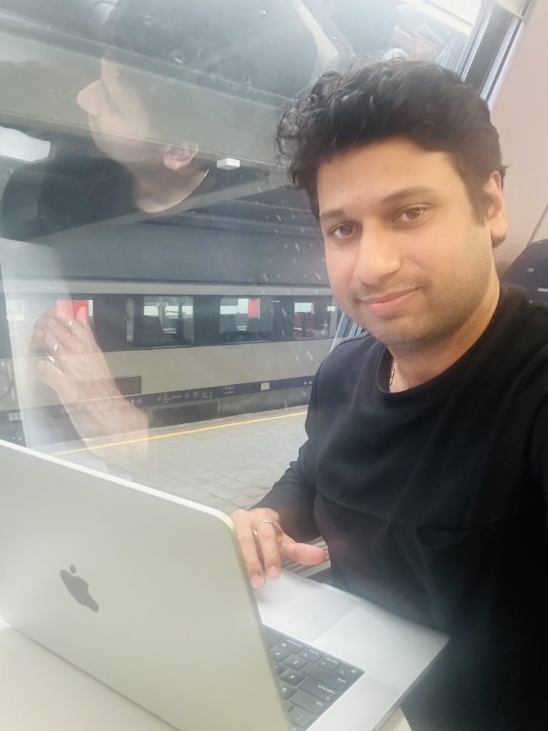 Freelancing in the Age of AI: Threat or Opportunity? 2 Freelancer Saurabh